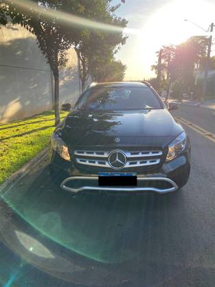 MERCEDES-BENZ GLA 200 1.6 CGI FLEX STYLE 7G-DCT